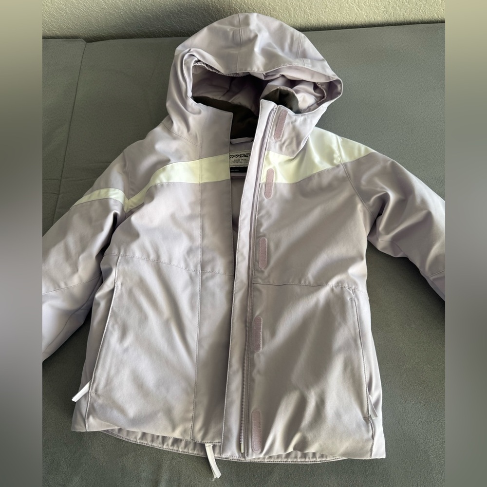 Spyder Lavender Hooded ski jacket, girl size 8